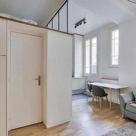 Charming Studio - Paris 18Th District Appartement Buitenkant foto