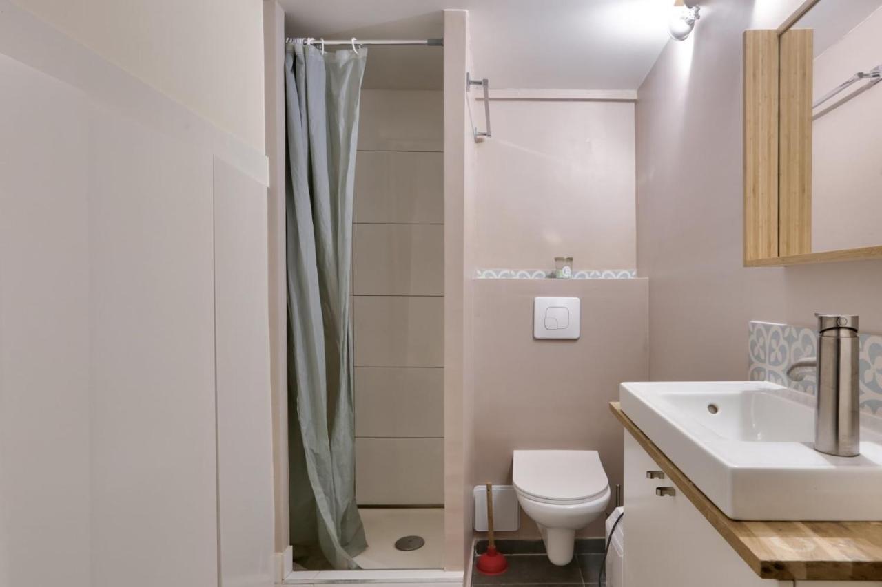 Charming Studio - Paris 18Th District Appartement Buitenkant foto
